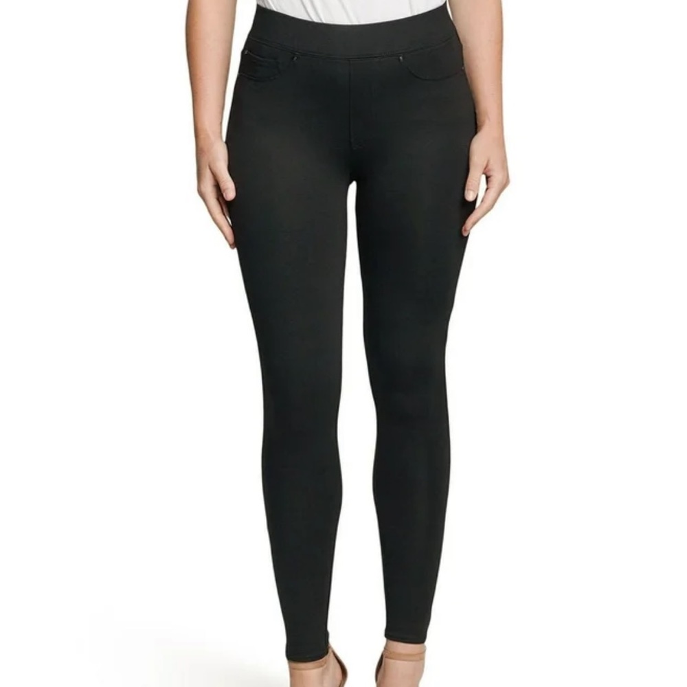 Seven7 Jet Black Leggings new no tags size Medium.        #12